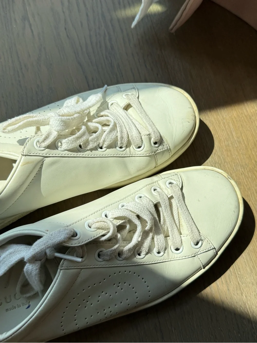 Gucci Off-White Leather Sneakers